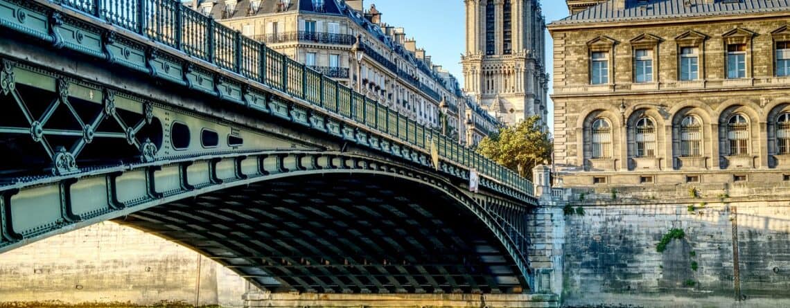 Croisière Privée sur la Seine - Un Bateau à Paris - Le Pont d'Arcole